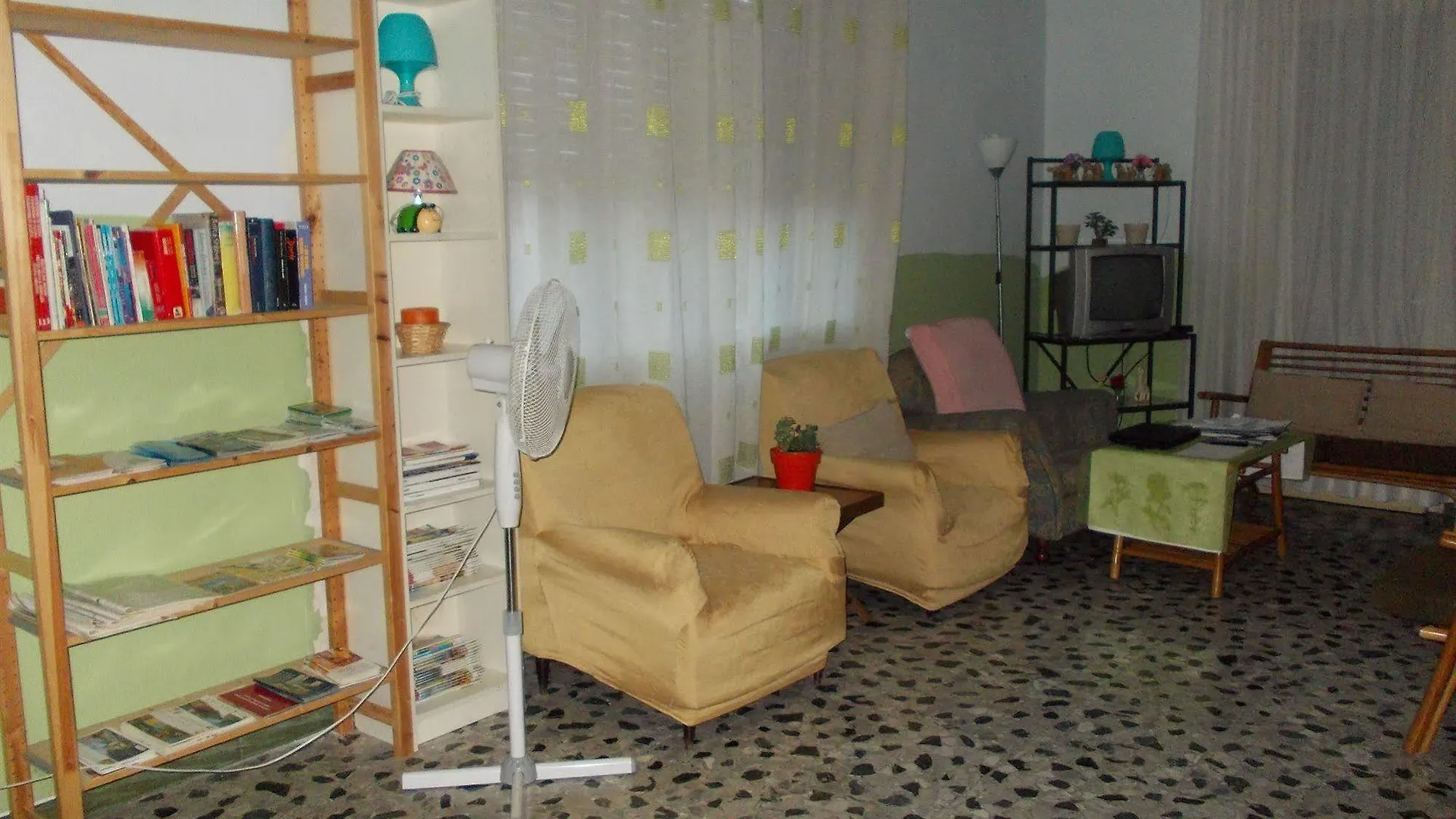 Big Brother Bed & Rooms Treviso 0*,